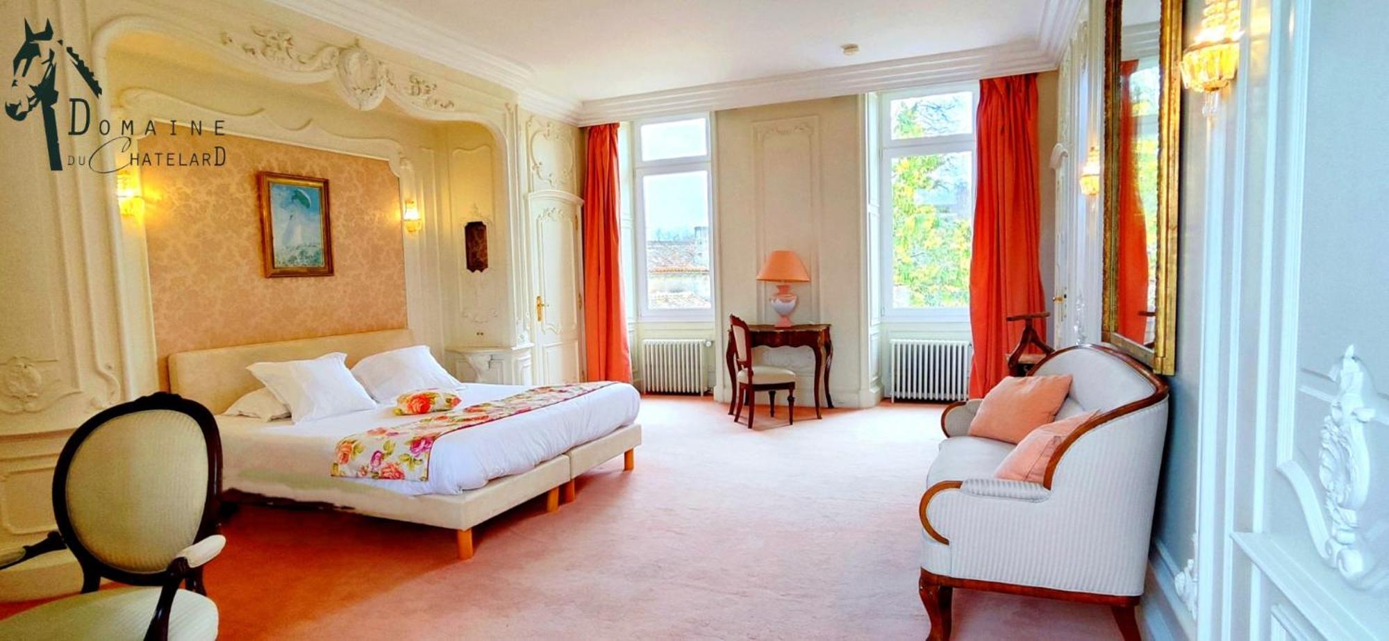Logis Hotels Domaine Du Chatelard Dirac Экстерьер фото
