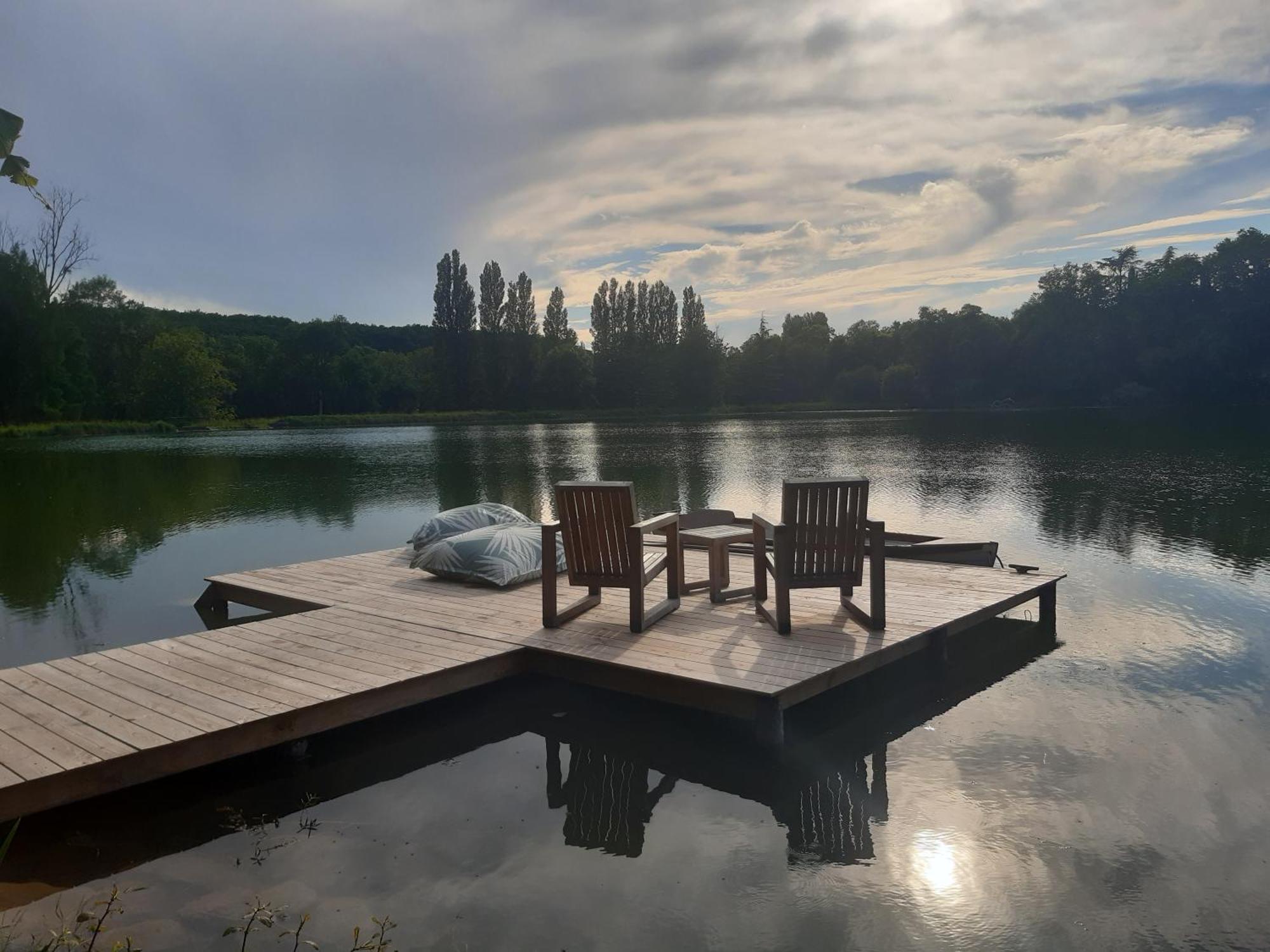 Logis Hotels Domaine Du Chatelard Dirac Экстерьер фото