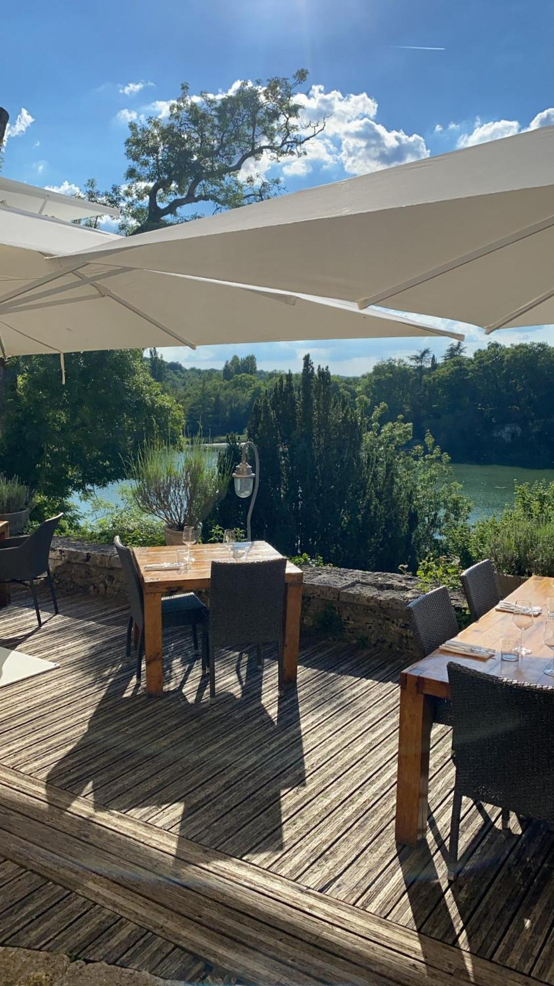 Logis Hotels Domaine Du Chatelard Dirac Экстерьер фото