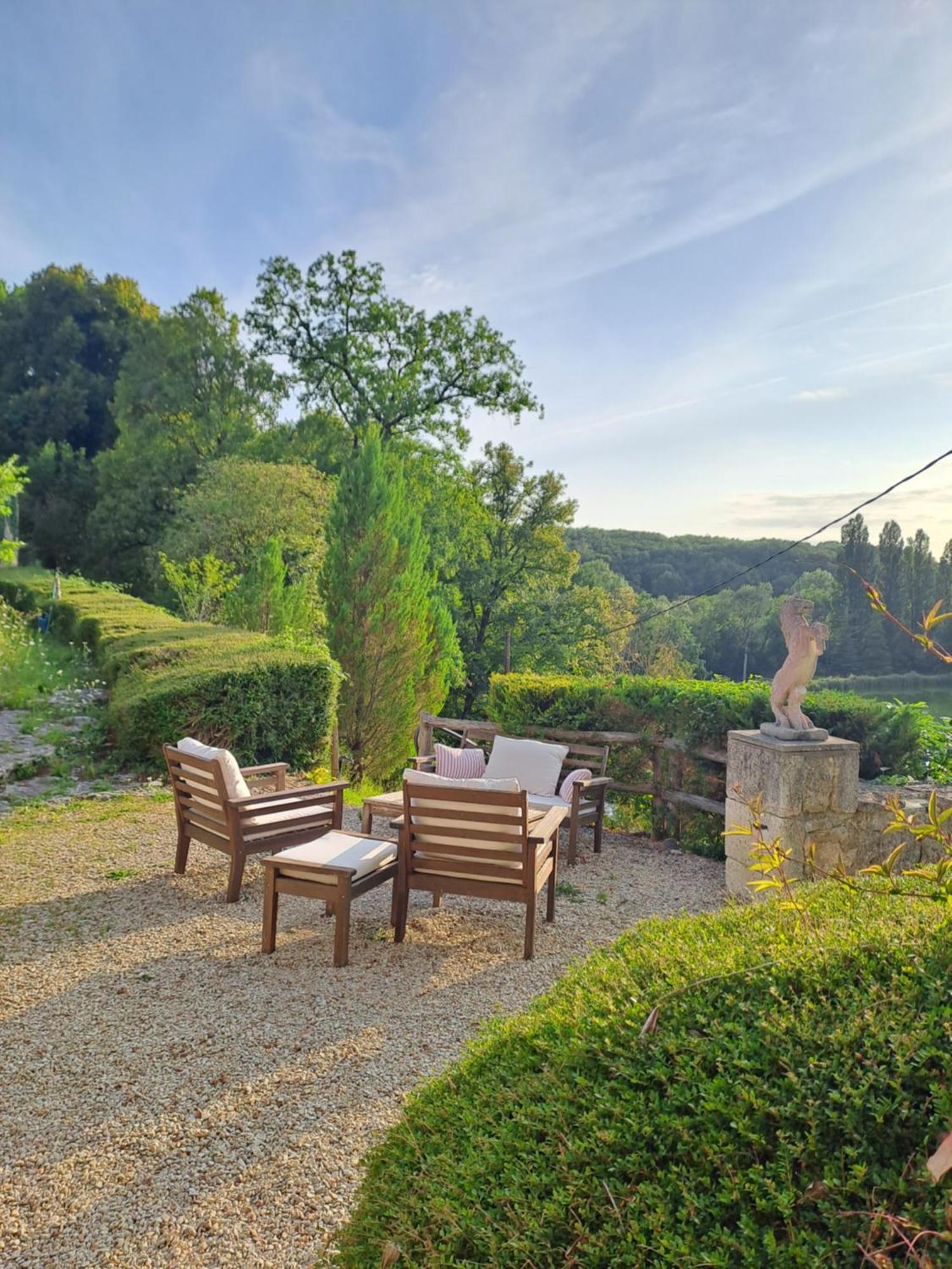 Logis Hotels Domaine Du Chatelard Dirac Экстерьер фото