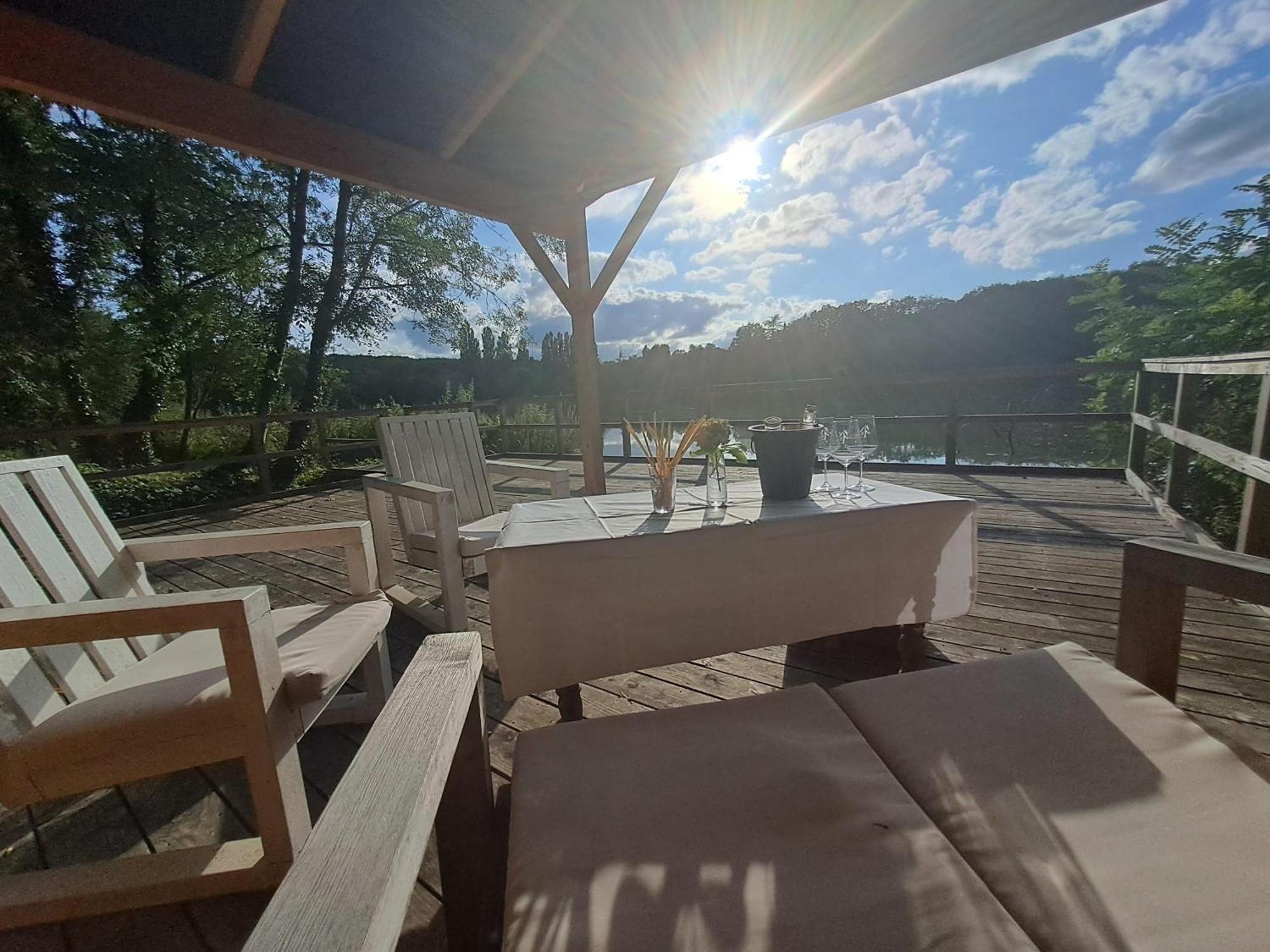 Logis Hotels Domaine Du Chatelard Dirac Экстерьер фото