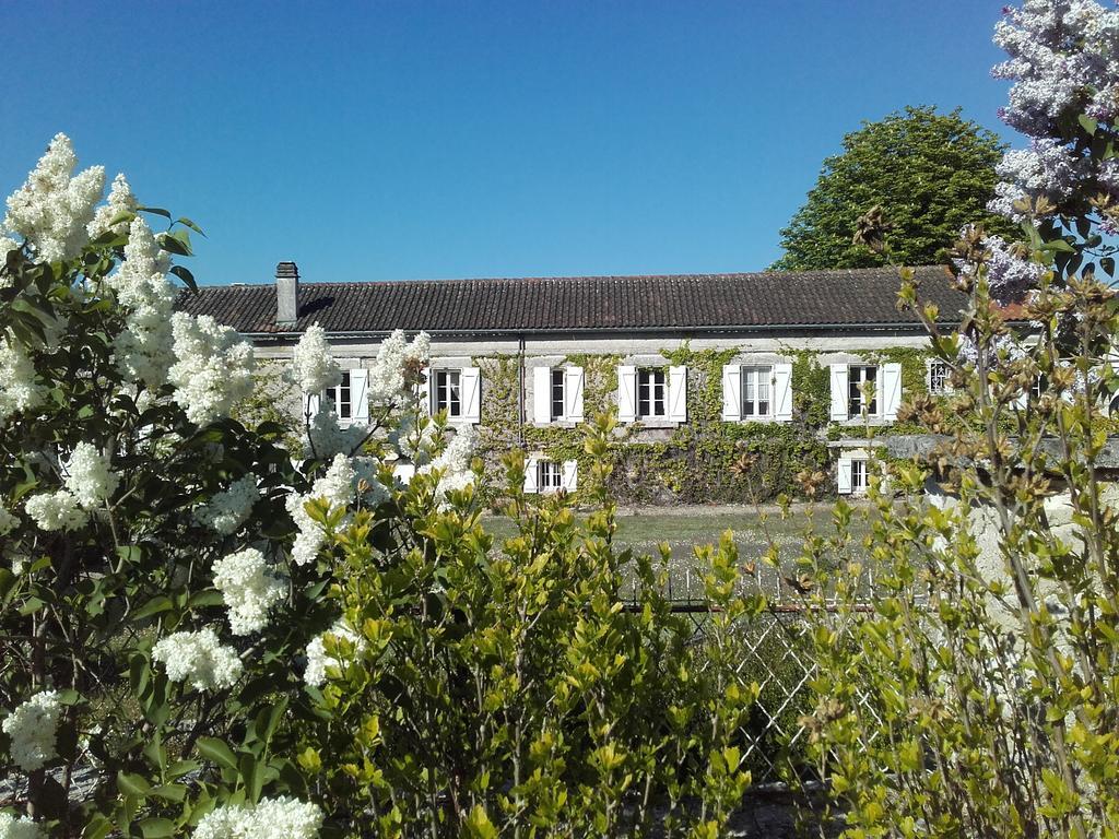 Logis Hotels Domaine Du Chatelard Dirac Экстерьер фото