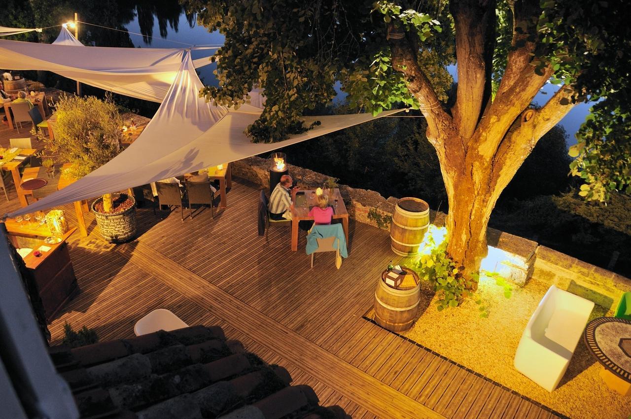 Logis Hotels Domaine Du Chatelard Dirac Экстерьер фото
